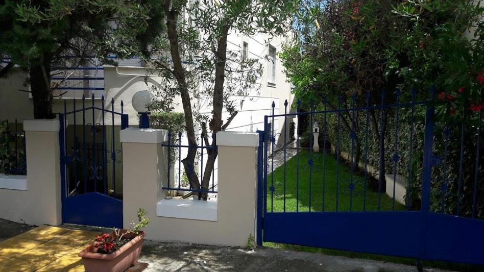 Ideal Family House Néa Péramos Exterior foto